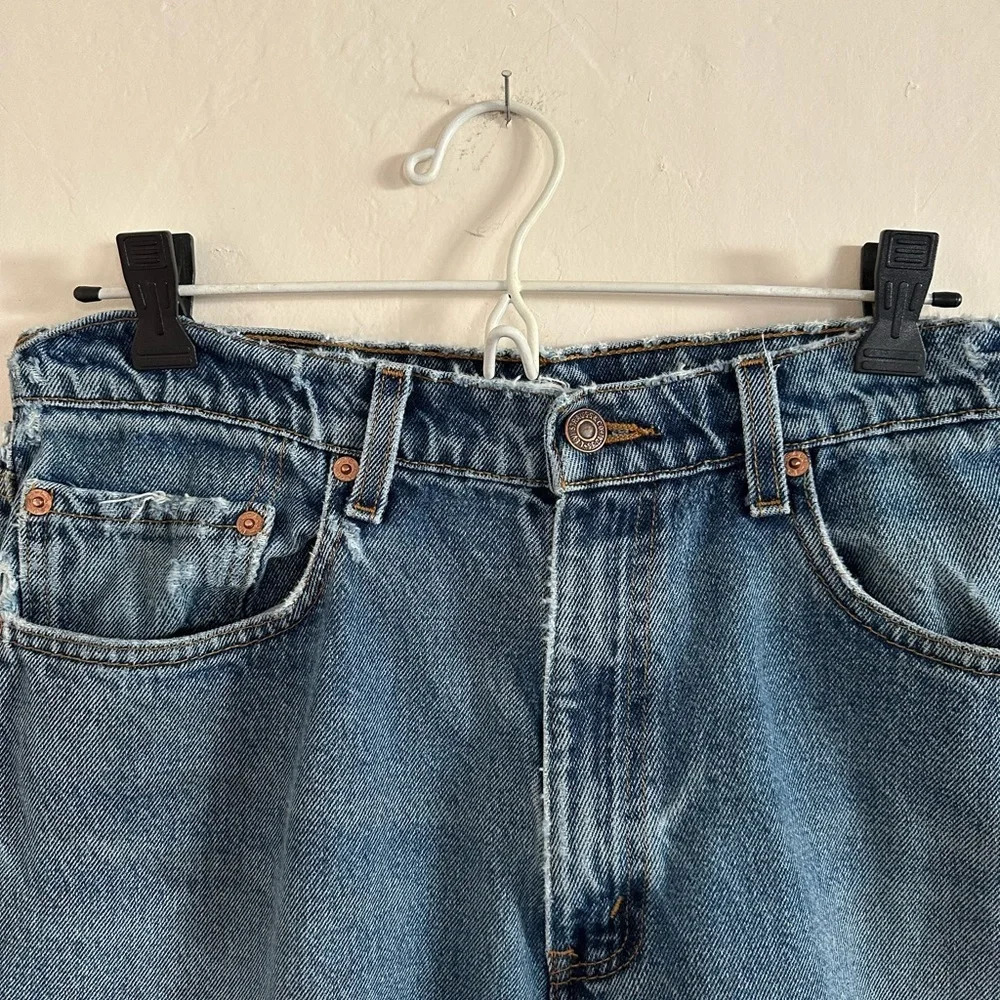 Levi’s 550 Vintage High Waisted Mom Jeans Classic Tapered Leg Relaxed Fit 30” - Picture 2 of 10